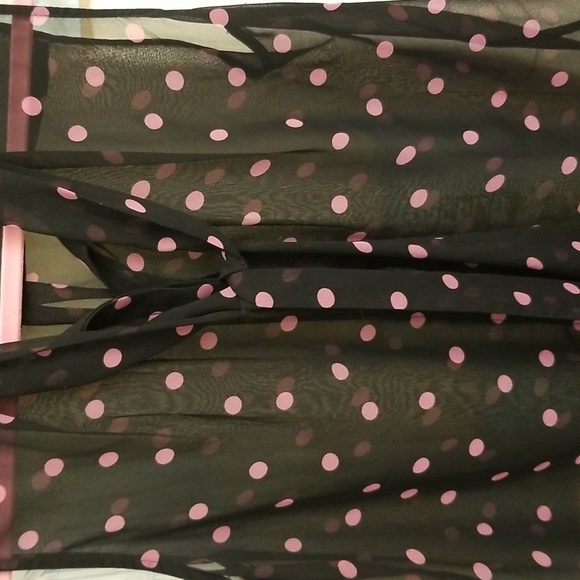 đź’•Super Cute Forever21 Sheer Polka Dot Button Down with Attached Neck Tie - Picture 4 of 10